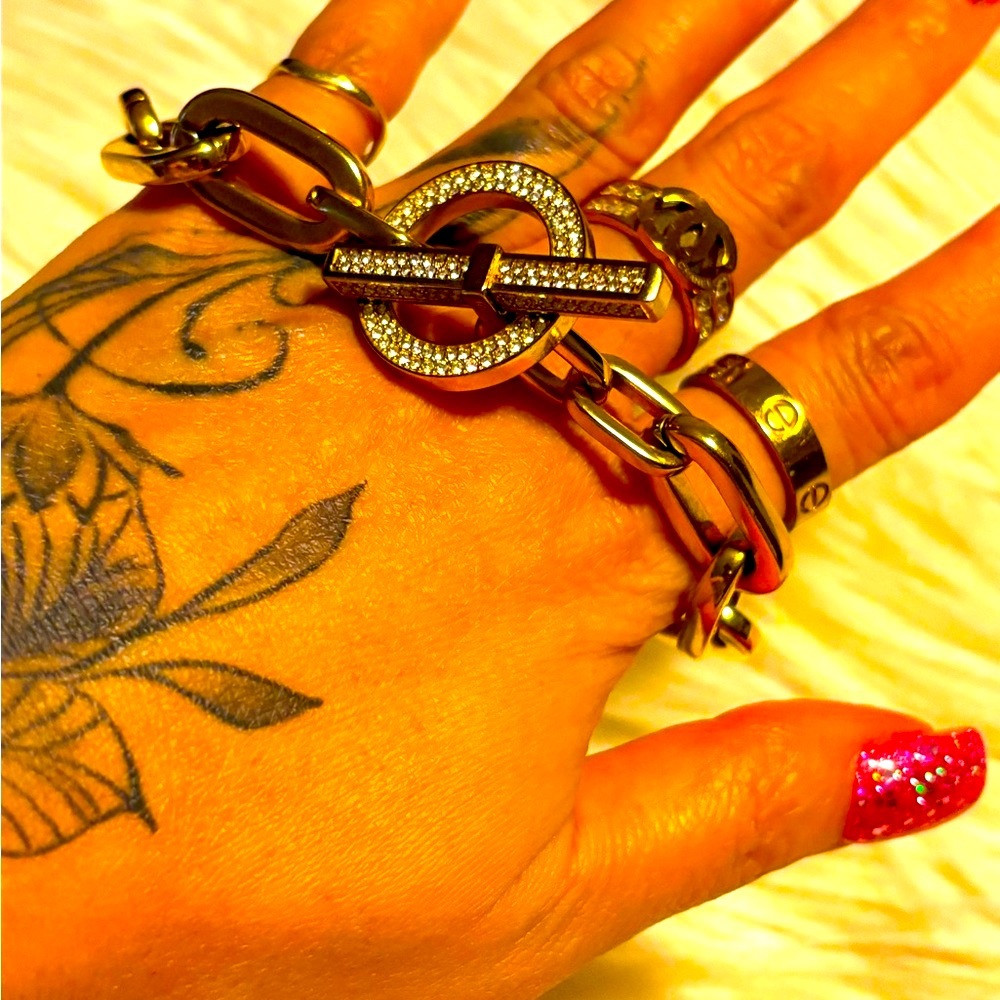 Michael Kors Big Chain Bracelet! - Picture 5 of 8